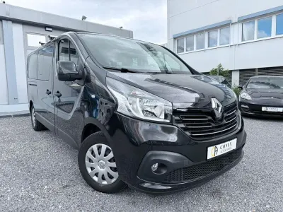 Gebraucht Renault Trafic Expression 145 PS (106 kW) 2017 Schwarz Van / Kleinbus