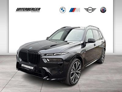 Schwarz Neu 2025 BMW X7 M Sport SUV | 111.990 € (Guter Preis)