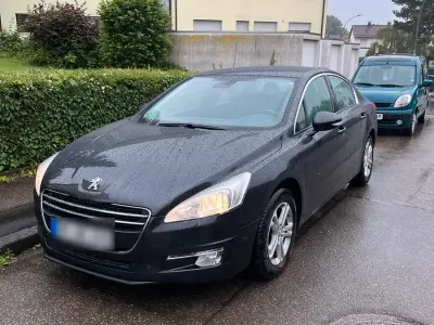 Gebraucht Peugeot 508 156 PS (114 kW) 2011 Schwarz Limousine