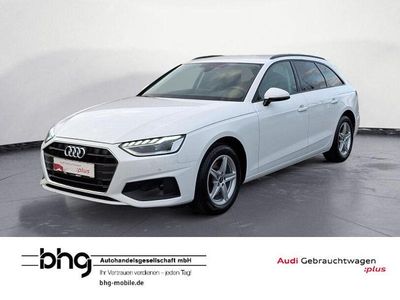 Weiß Gebraucht 2022 Audi A4 Business Kombi | 22.690 € (Fairer Preis)