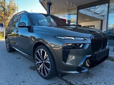 Gebraucht BMW X7 Sport Line 352 PS (258 kW) 2025 Grün SUV