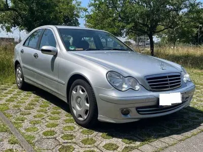 Gebraucht Mercedes C180 Classic 143 PS (105 kW) 2006 Silber Kombi
