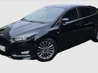 Gebraucht Ford Focus ST-Line 140 PS (102 kW) 2018 Iridiumschwarz metallic (metallic) Limousine