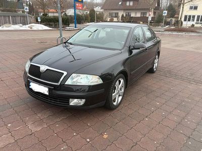 Schwarz Gebraucht 2006 Skoda Octavia Elegance Limousine | 2.999 € (Etwas zu teuer)