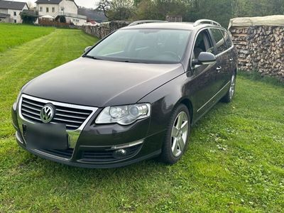 gebraucht VW Passat Variant 2.0 TDI DPF DSG 125kW Highlin...