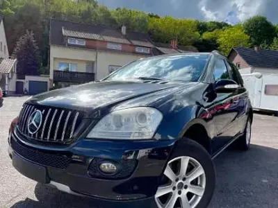 Gebraucht Mercedes 320 224 PS (164 kW) 2007 Schwarz SUV