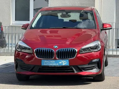 Gebraucht BMW 225 Active Tourer Advantage 136 PS (100 kW) 2018 Rot Van / Kleinbus