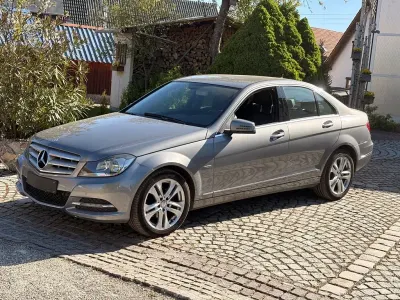 Gebraucht Mercedes C200 Avantgarde 136 PS (100 kW) 2012 Limousine