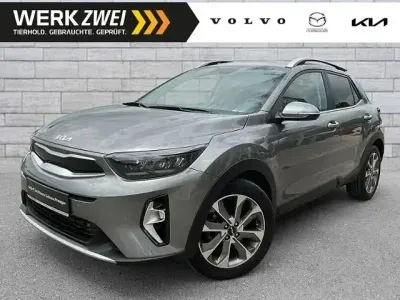 Gebraucht Kia Stonic Spirit 101 PS (74 kW) 2024 Meteorite grey SUV