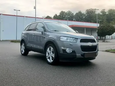 Gebraucht Chevrolet Captiva 184 PS (135 kW) 2012 Grau SUV