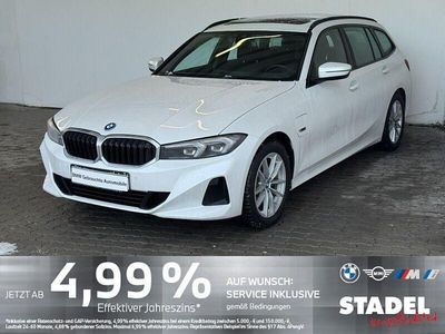 Weiß Gebraucht 2022 BMW 320e Limousine | 28.440 € (Fairer Preis)