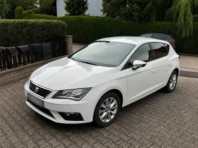 Gebraucht Seat Leon Style 125 PS (91 kW) 2017 Weiß Limousine