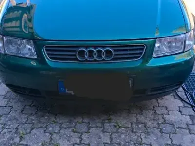 Usata Audi A3 Sport 101 CV (74 kW) 1998 Verde Utilitaria