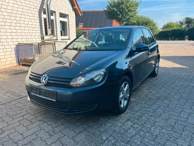 Gebraucht VW Golf VI 105 PS (77 kW) 2009 Blau Limousine