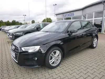Gebraucht Audi A3 Comfort 150 PS (110 kW) 2020 Schwarz Limousine