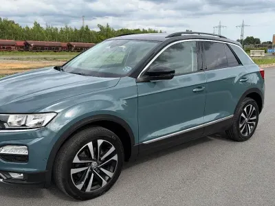 Gebraucht VW T-Roc IQ Drive 150 PS (110 kW) 2019 Blau SUV