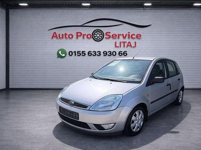 Gebraucht Ford Fiesta Ghia 68 PS (50 kW) 2002 Silber Kleinwagen