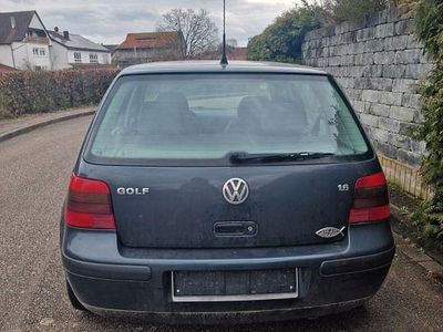 Usata VW Golf IV Basis 105 CV (77 kW) 2001 Nero Station wagon
