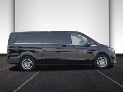 Usata Mercedes V300 Avantgarde 237 CV (174 kW) 2025 Nero Monovolume
