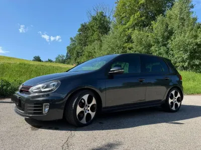Gebraucht VW Golf VII GTI 211 PS (155 kW) 2012 Grau Limousine