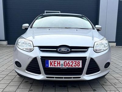 Gebraucht Ford Focus Trend 95 PS (69 kW) 2012 Grau Kombi
