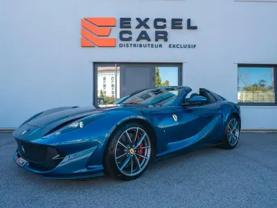 Gebraucht Ferrari 812 799 PS (587 kW) 2020 Blau Cabrio