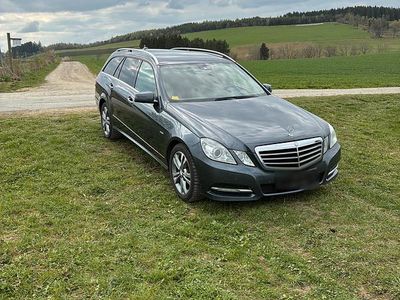 Gebraucht Mercedes 220 Avantgarde 170 PS (125 kW) 2012 Andere farben Kombi