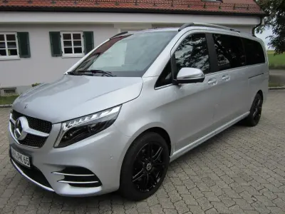 Gebraucht Mercedes V300 AMG 237 PS (174 kW) 2023 Silber Van / Kleinbus