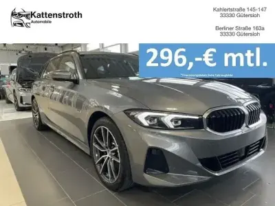 Gebraucht BMW 330e Sport Line 292 PS (214 kW) 2022 Grau Kombi