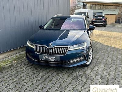 Gebraucht Skoda Superb LAURIN & KLEMENT 150 PS (110 kW) 2021 Blau Kombi