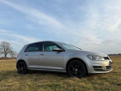 Gebraucht VW Golf VII Comfortline 105 PS (77 kW) 2012 Silber Kleinwagen