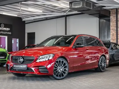Usata Mercedes C300 AMG line 258 CV (189 kW) 2018 Rosso Berlina