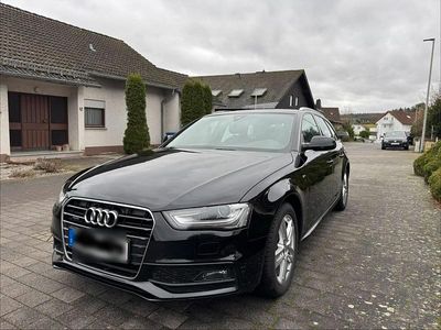 Schwarz Gebraucht 2015 Audi A4 S-Line Kombi | 15.450 € (Fairer Preis)