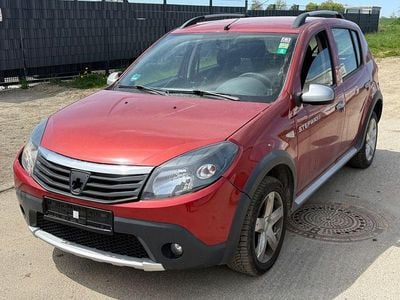 Second-hand Dacia Sandero Stepway 87 CP (63 kW) 2010 Berlinǎ