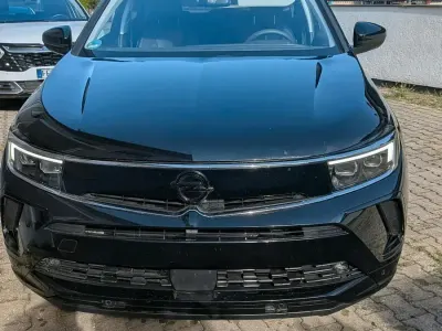 Gebraucht Opel Grandland X 131 PS (96 kW) 2024 Schwarz SUV