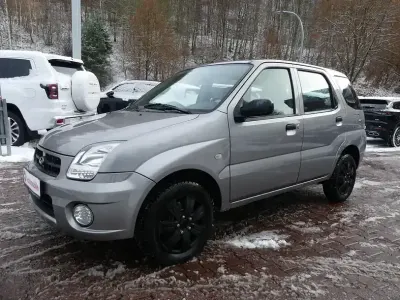 Usata Subaru Justy 99 CV (72 kW) 2003 Grigio Utilitaria