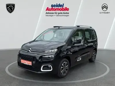 Gebraucht Citroën Berlingo Feel 102 PS (75 kW) 2018 Schwarz Van / Kleinbus