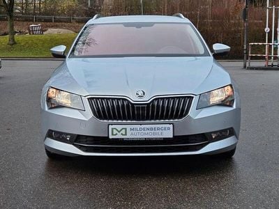 Gebraucht Skoda Superb Ambition 150 PS (110 kW) 2015 Silber Kombi