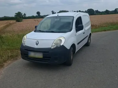 Gebraucht Renault Kangoo 69 PS (50 kW) 2009 Weiß Van