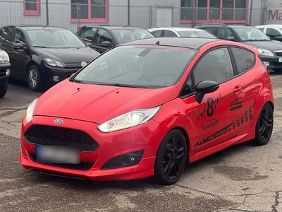Rot Gebraucht 2015 Ford Fiesta ST Limousine | 8.480 € (Etwas zu teuer)