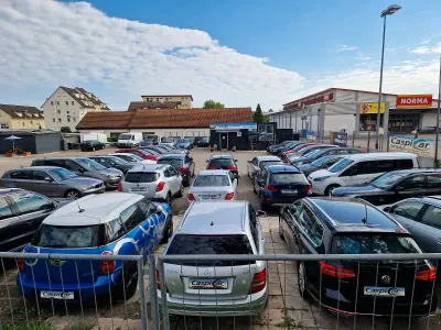 Gebraucht Dacia Lodgy 102 PS (75 kW) 2019 Blau Van / Kleinbus