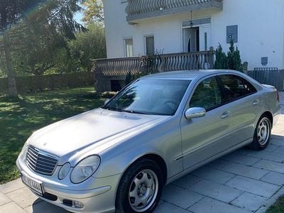 Mercedes E220
