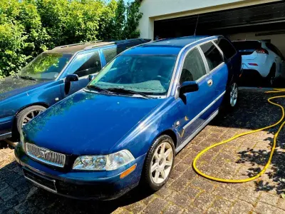 Brugt Volvo V40 122 HK (89 kW) 2003 Blå Stationcar
