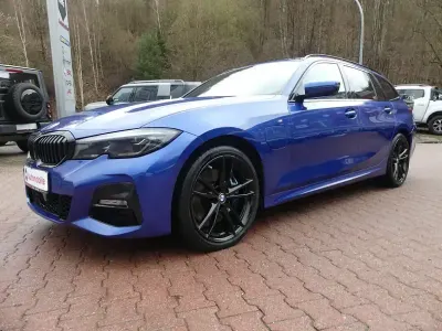 Gebraucht BMW 330e M Sport 184 PS (135 kW) 2021 Blau Limousine