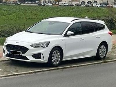 Second-hand Ford Focus ST-Line 125 CP (91 kW) 2019 Alb Berlinǎ