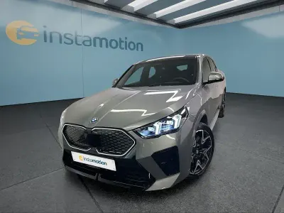 Gebraucht BMW iX2 M Sport 230 kW (313 PS) 2025 Grau SUV