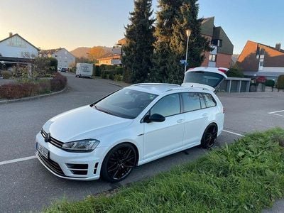 Second-hand VW Golf VII R 408 CP (300 kW) 2016 Alb Berlinǎ