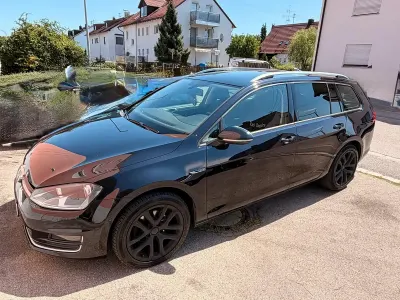 Gebraucht VW Golf VII LOUNGE 150 PS (110 kW) 2015 Schwarz Kombi