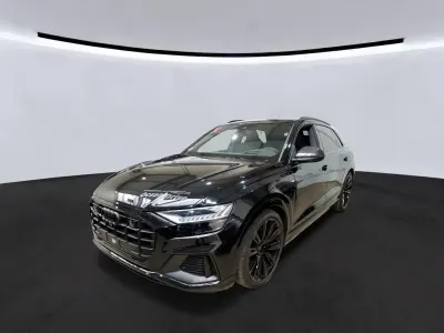 Gebraucht Audi Q8 Competition 286 PS (210 kW) 2023 Mythosschwarz metallic SUV