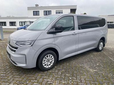 Nuova VW Caravelle 150 CV (110 kW) 2025 Grigio Furgone